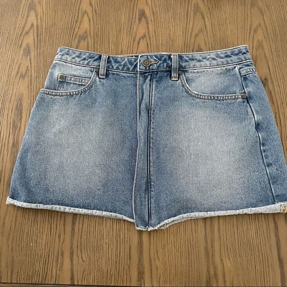 JOIE Denim Hayon Mini Skirt - Picture 4 of 11